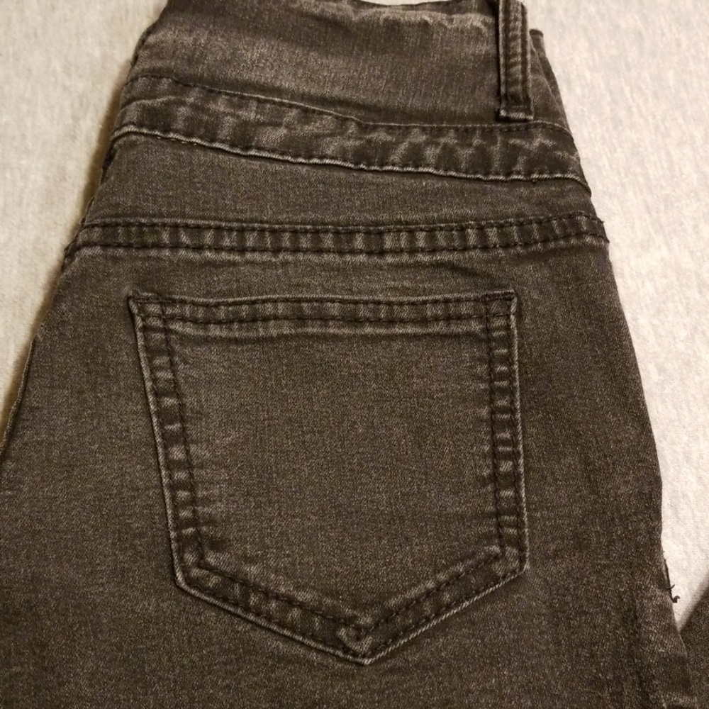 Size 1 Amethyst Black High Waist Skinny Jeans